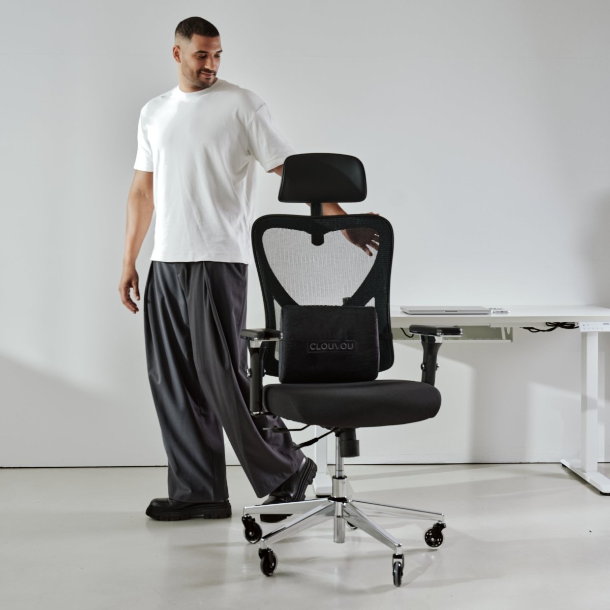 CleverSeat - Ergonomic Office chair - ClouvouChairs - US Black